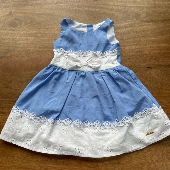 Baby Blue and White Dress with Bow - Picture 2 of 10